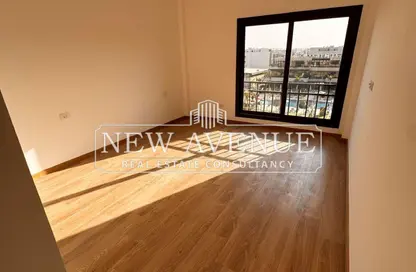 شقة - 3 غرف نوم - 2 حمامات للبيع في مون ريزيدنس - فيفث سكوير - التجمع الخامس - مدينة القاهرة الجديدة - القاهرة