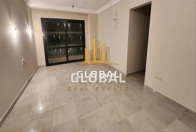 8111004 - Property Image 2