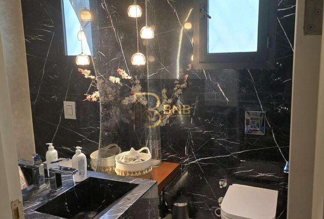 8220731 - Property Image 3