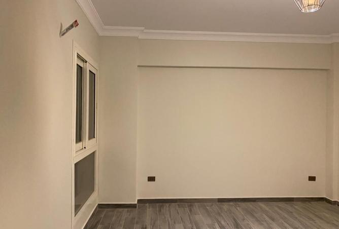 8116876 - Property Image 2