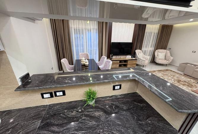 8356999 - Property Image 3