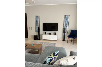 Apartment - 2 Bedrooms - 2 Bathrooms for rent in Palm Hills Village Gate - South Investors Area - New Cairo City - Cairo