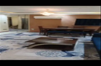 Apartment - 3 Bedrooms - 2 Bathrooms for rent in Gesr Al Suez St. - Roxy - Heliopolis - Masr El Gedida - Cairo