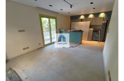Apartment - 2 Bedrooms - 2 Bathrooms for sale in Sarayat Al Maadi - Hay El Maadi - Cairo