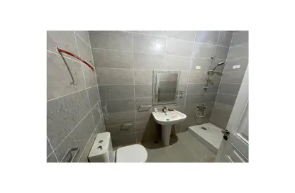 Apartment - 3 Bedrooms - 3 Bathrooms for rent in North Lotus - El Lotus - New Cairo City - Cairo