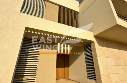Villa - 5 Bedrooms - 2 Bathrooms for sale in Palm Hills New Cairo - 5th Settlement Compounds - The 5th Settlement - New Cairo City - Cairo