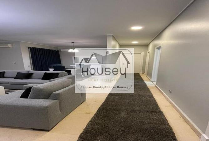8008250 - Property Image 2