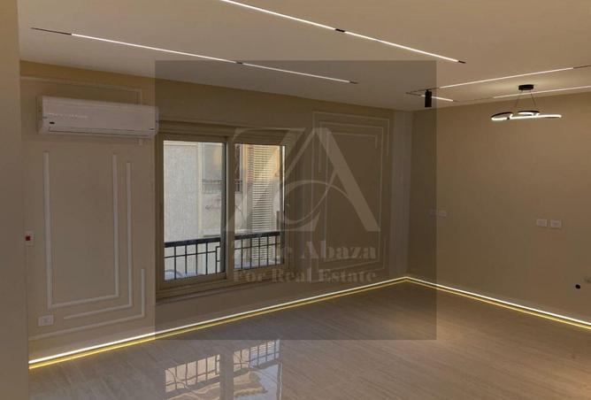 8220533 - Property Image 3