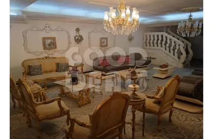 دوبلكس - 4 غرف نوم - 3 حمامات للبيع في شارع نخله المطيعي - ميدان تريومف - النزهة - القاهرة