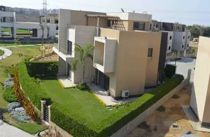 فيلا - 5 غرف نوم - 5 حمامات للبيع في جويا - محور 26 يوليو - مدينة 6 أكتوبر - الجيزة