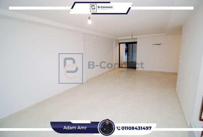 8330993 - Property Image 3
