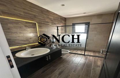 Apartment - 2 Bedrooms - 2 Bathrooms for rent in Lake View Residence - 5th Settlement Compounds - The 5th Settlement - New Cairo City - Cairo