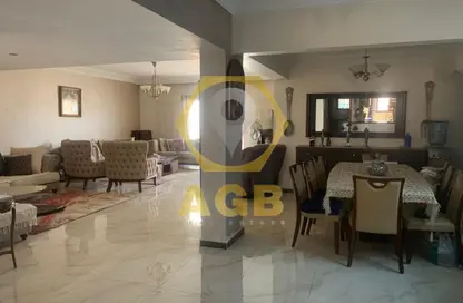 شقة - 3 غرف نوم - 2 حمامات للبيع في شارع الاقصر - ميدان الجامع - مصر الجديدة - القاهرة