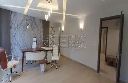 Office Space - Studio - 7+ Bathrooms for rent in Gameat Al Dewal Al Arabeya St. - Mohandessin - Giza