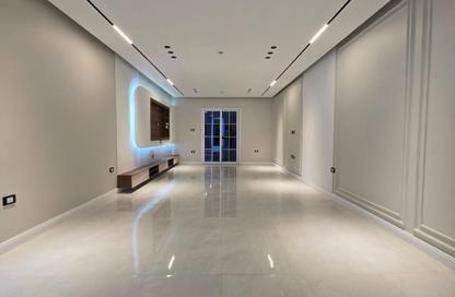 Apartment - 3 Bedrooms - 2 Bathrooms for sale in Gate 2 - Ahmose - Hadayek El Ahram - Giza