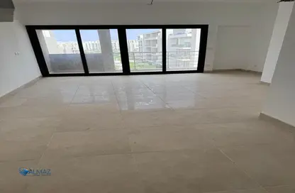 شقة - 3 غرف نوم - 3 حمامات للبيع في فيفث سكوير - التجمع الخامس - مدينة القاهرة الجديدة - القاهرة