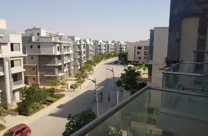 (بنتهاوس  (روف - 3 غرف نوم - 2 حمامات للايجار في جاليريا  مون فالى - المستثمرين الجنوبية - مدينة القاهرة الجديدة - القاهرة