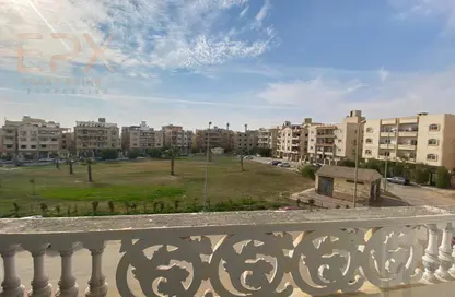 شقة - 3 غرف نوم - 3 حمامات للبيع في طريق بيفرلي هيلز - الحي السابع عشر - الشيخ زايد - الجيزة