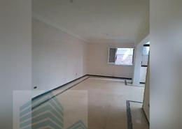 Apartment - 1 bedroom for للايجار in Ragheb Basha - Moharam Bek - Hay Wasat - Alexandria