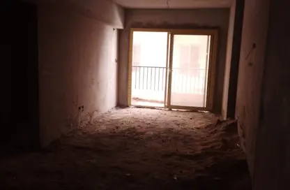 Apartment - 2 Bedrooms - 2 Bathrooms for sale in Capital East - Nasr City Compounds - Nasr City - Cairo