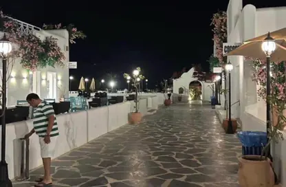 Chalet - 2 Bedrooms - 2 Bathrooms for sale in Mountain View - Ras Al Hekma - North Coast