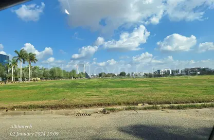 Office Space - Studio - 3 Bathrooms for sale in Waslet Dahshur Road - Green Belt - 6 October City - Giza