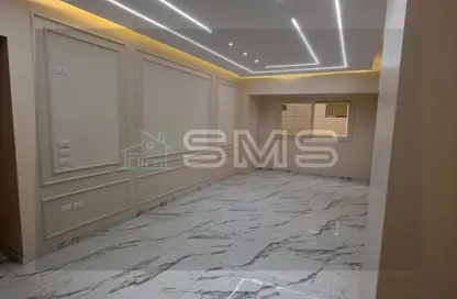 شقة - 3 غرف نوم - 2 حمامات للايجار في اللوتس الشمالي - حى اللوتس - مدينة القاهرة الجديدة - القاهرة