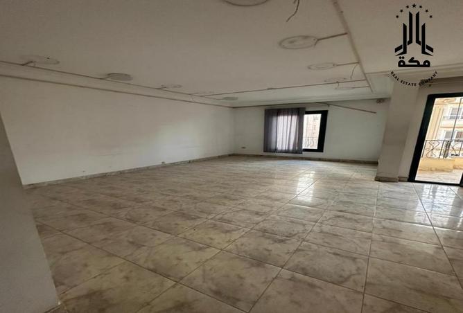 8428444 - Property Image 2