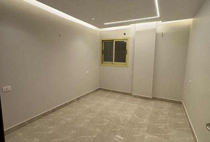 8428249 - Property Image 2