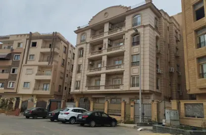 Duplex - 5 Bedrooms - 4 Bathrooms for sale in South Lotus - El Lotus - New Cairo City - Cairo