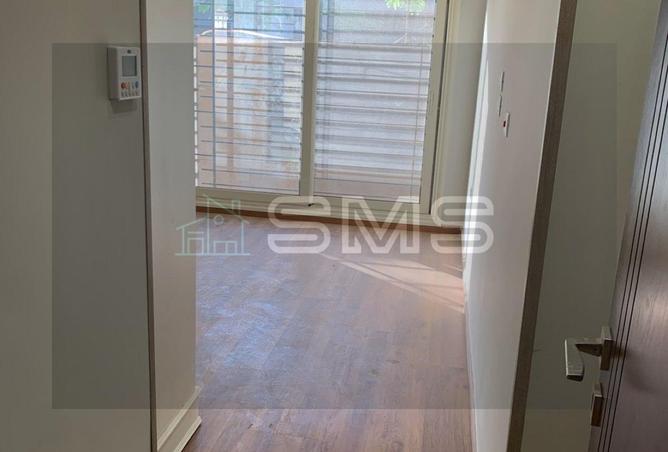 8403093 - Property Image 3