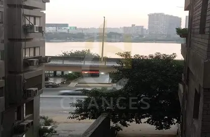 Apartment - 3 Bedrooms - 2 Bathrooms for sale in Cornish El Nile St. - Maadi - Hay El Maadi - Cairo