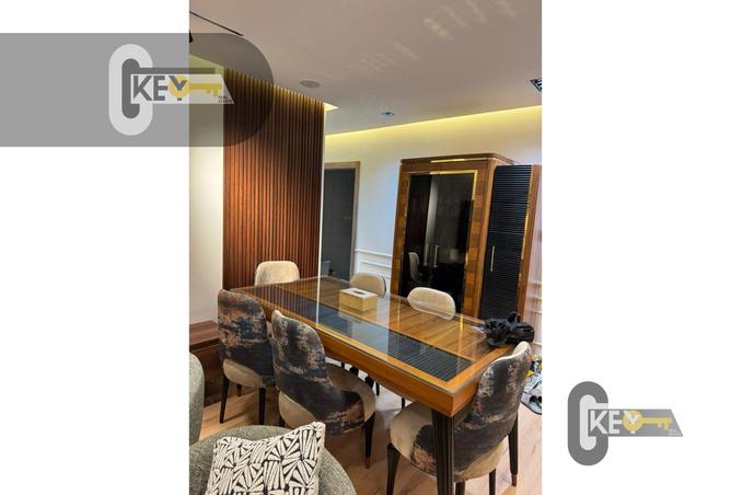 8163094 - Property Image 2