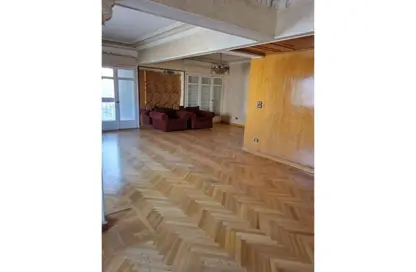 Office Space - Studio - 2 Bathrooms for rent in Al Doctor Aly Ibrahim St. - Heliopolis Square - El Nozha - Cairo