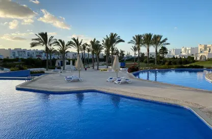 منزل مزدوج - 3 غرف نوم - 4 حمامات للبيع في ماونتن فيو راس الحكمة - راس الحكمة - الساحل الشمالي