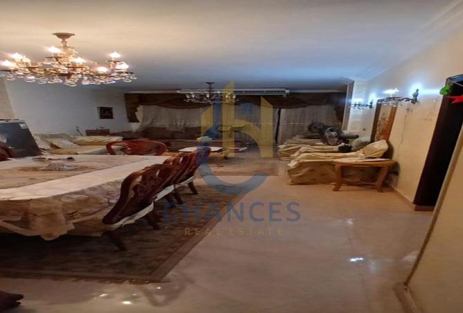 8083533 - Property Image 2