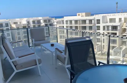 شاليه - 2 غرف نوم - 2 حمامات للايجار في مراسي - سيدي عبد الرحمن - الساحل الشمالي