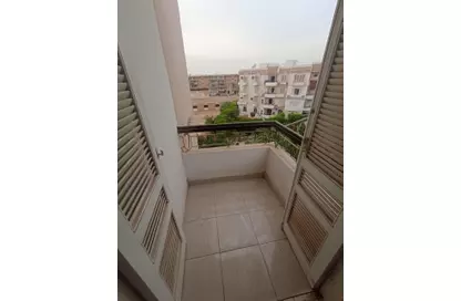 Apartment - 3 Bedrooms - 2 Bathrooms for sale in Al Motamayez District - 6 October City - Giza
