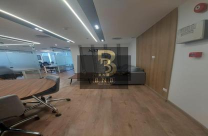 مساحات مكتبية - استوديو - 2 حمامات للايجار في شارع مجمع البنوك - شارع التسعين الجنوبي - التجمع الخامس - مدينة القاهرة الجديدة - القاهرة