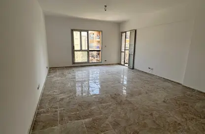 Apartment - 2 Bedrooms - 1 Bathroom for sale in El Rehab Extension - Al Rehab - New Cairo City - Cairo