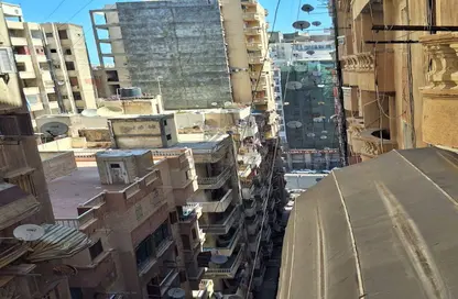 Apartment - 3 Bedrooms - 1 Bathroom for sale in Mohammed Bin Saeed St. - Miami - Hay Awal El Montazah - Alexandria