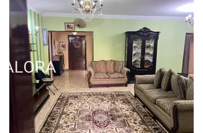Apartment - 3 Bedrooms - 3 Bathrooms for sale in Hay El Ashgar - Al Wahat Road - 6 October City - Giza