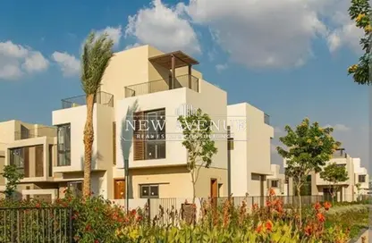 Villa - 4 Bedrooms - 4 Bathrooms for sale in Sodic East - 6th District - New Heliopolis - Cairo