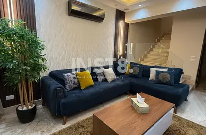 منزل مزدوج - 4 غرف نوم - 3 حمامات للايجار في ميفيدا - كمبوندات التجمع الخامس - التجمع الخامس - مدينة القاهرة الجديدة - القاهرة