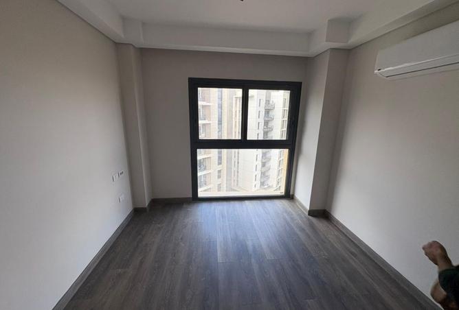 8483378 - Property Image 2