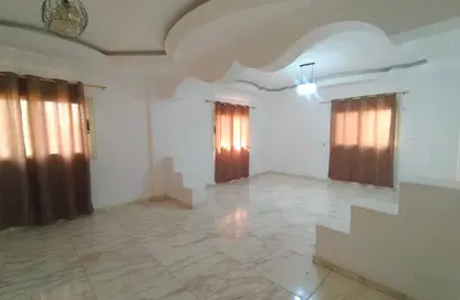 Apartment - 3 Bedrooms - 2 Bathrooms for rent in Mohamed Naguib Axis - Abou El Houl - New Cairo City - Cairo