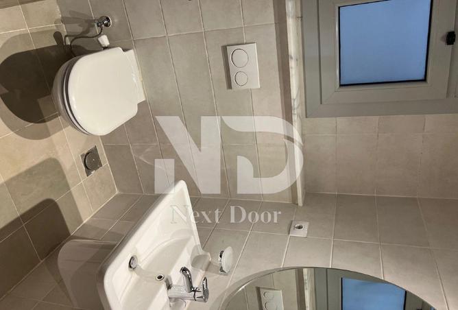 8435900 - Property Image 3