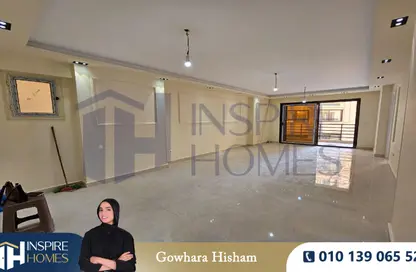 شقة - 3 غرف نوم - 1 حمام للايجار في فالوري انطونيادس - سموحة - حي شرق - الاسكندرية