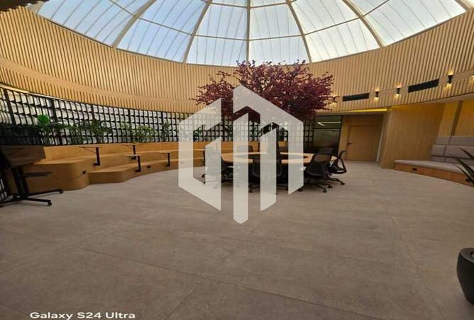 8023342 - Property Image 2