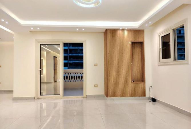 8181147 - الصورة الرئيسية للعقار